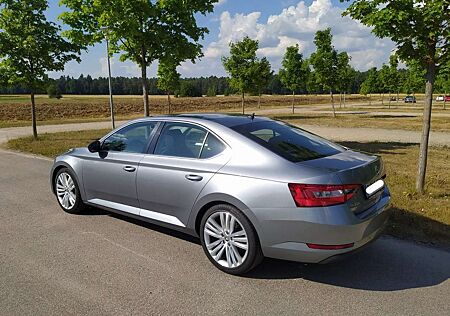 Skoda Superb 2.0 TDI DSG Ambition