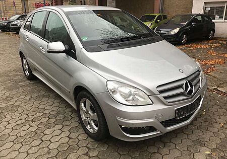 Mercedes-Benz B 180 BlueEFFICIENCY