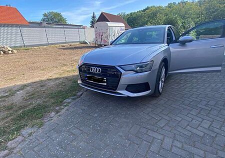 Audi A6 50 TFSI e quattro S tronic design