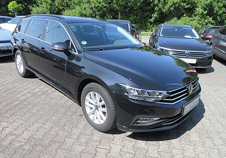 VW Passat Variant Volkswagen Business 1.5 TSI DSG NAVI ACC KAMERA LED ALU APS S