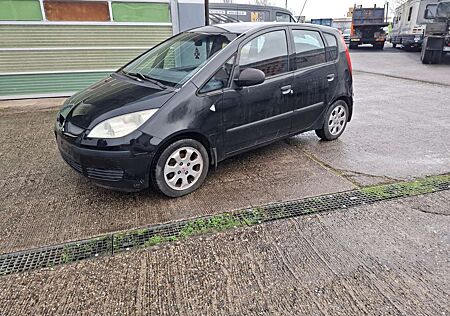 Mitsubishi Colt 1.3 Invite