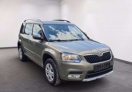 Skoda Yeti ACTIVE TEMPOMAT KLIMA AHK 8xBEREIFT PDC