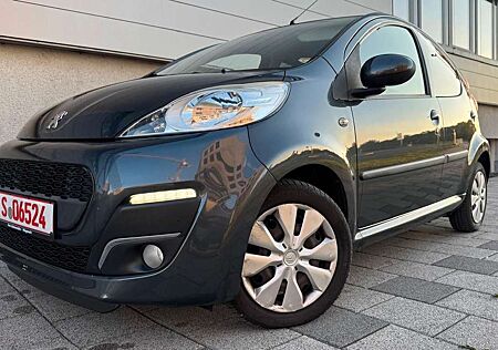 Peugeot 107 AUTOM+TÜV+GARANTIE+KLIMA+SCHECKHEFT