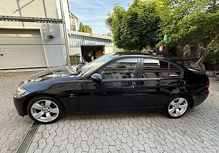 BMW 320i 320