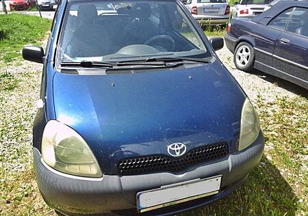 Toyota Yaris Linea Sol/ mit TÜV/ met+ABS+eFH+Servo+ZV