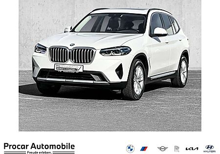 BMW X3 xDrive20i Aut. PANO AHK RFK NAVI LED PDC V+H DAB