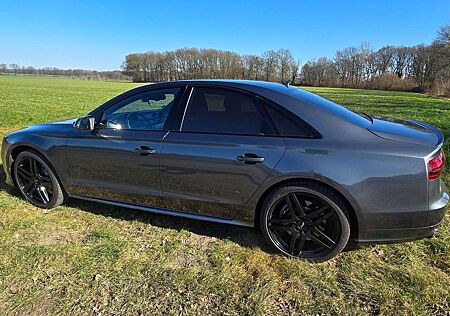 Audi S8 plus, St.-Hz, Carplay,Bose,Ceramik