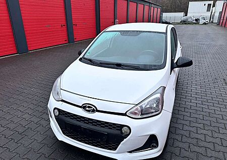 Hyundai i10 YES! Plus