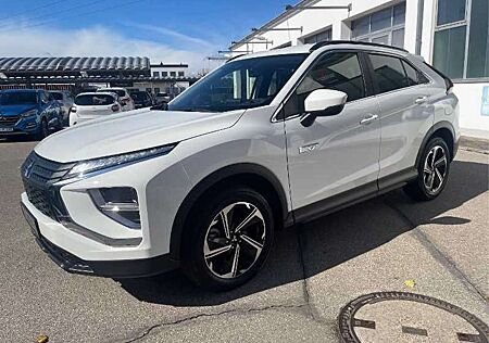 Mitsubishi Eclipse Cross Plug-in Hybrid BASIS 2.4 MIVEC 4WD