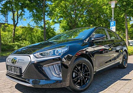 Hyundai Ioniq Trend Elektro |SOH100%|CCS|ACC|SHZ|NAVI|