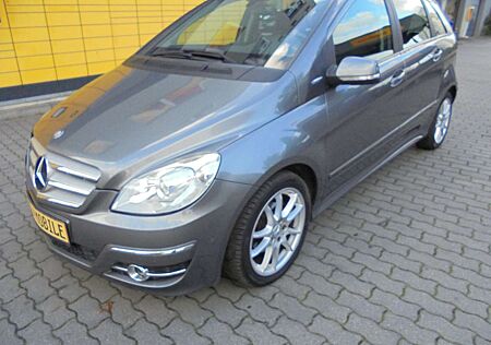 Mercedes-Benz B 160 BlueEFFICIENC/SHZ/PDCv+h