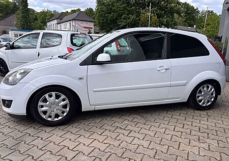 Ford Fiesta 1.4 SPORT Klima Neuzustd E Paket Fahrwerk
