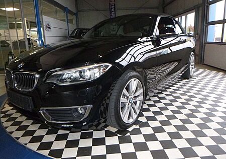 BMW 218 i/ 2.Hand; Navi; Sehr sauber; 12 Mon. Garantie