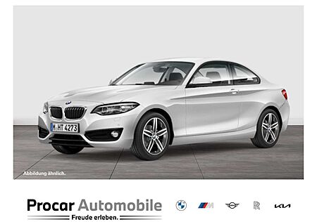 BMW 218 d SPORT LINE+SHZ+NAVI+PDC+CD