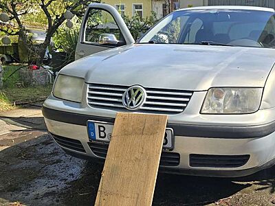 Volkswagen Golf Basis
