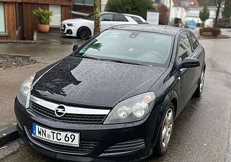Opel Astra Edition