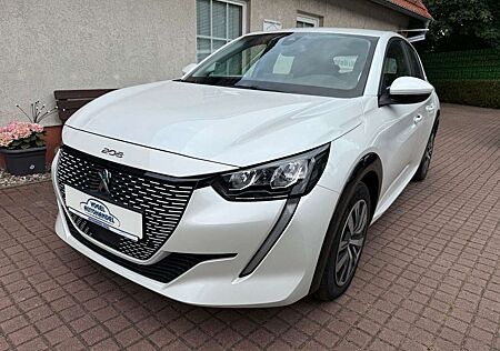 Peugeot 208 e-Active*CAM*NAVI*SITZHZG*DAB*WÄRMEPUMPE*