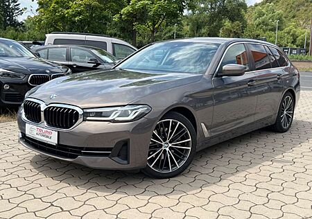 BMW 520 d xDrive/Laser/Head-Up/Virtual/SHZ/AHK/Navi