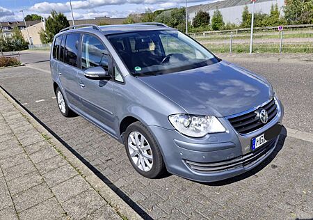 VW Touran Volkswagen 2.0 TDI DPF Freestyle