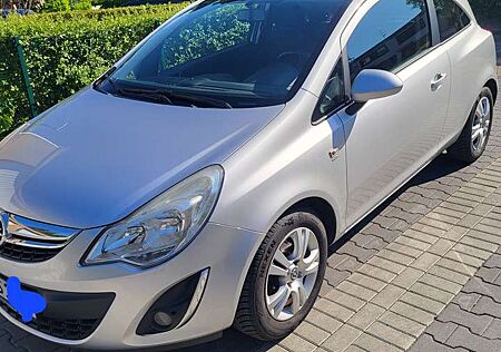 Opel Corsa 1.2 16V ecoFLEX Satellite