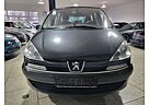 Peugeot 807 Tendance 2.2 HDi FAP Scheinwerferreg. Klimaautom T