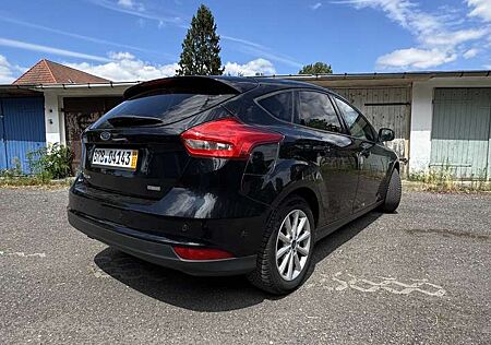 Ford Focus 1.0 EcoBoost Start-Stopp-System Titanium