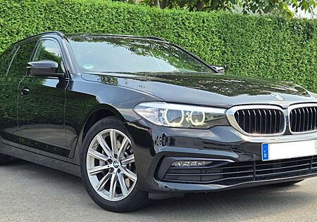 BMW 530 i Touring Sport Line Aut/LED/NAVI/DIGITAL/