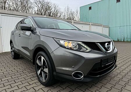 Nissan Qashqai 1.6 dCi*Automatik*Navi*360°Kam*Euro6*AHK