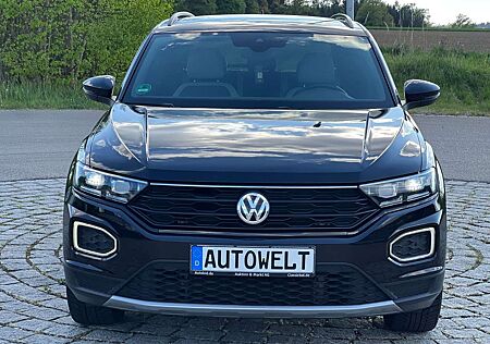 VW T-Roc Volkswagen 2.0 TDI 4Motion Standhzg AHK ACC Beats