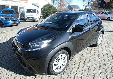 Toyota Aygo (X) 1.0 VVT-i Comfort Automatik Klima