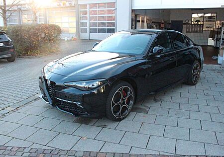 Alfa Romeo Giulia Competizione Q4 Matrix-LED Garantie 4-27