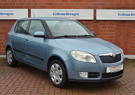 Skoda Fabia Ambiente AUTOMATIK SHZ PDC KLIMA