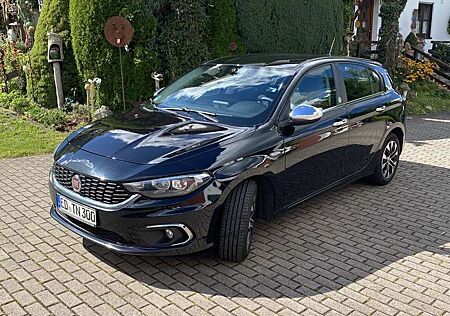 Fiat Tipo Mirror