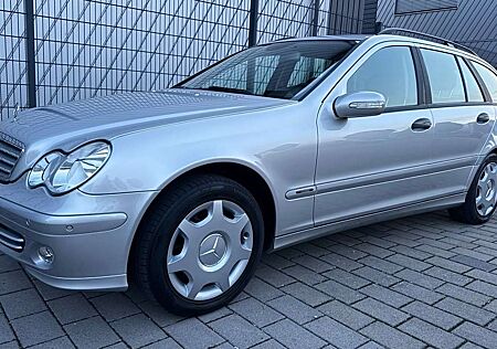 Mercedes-Benz C 220 CDI AUTOMATIK TÜV,NAVI,AHK,KLIMA,PDC