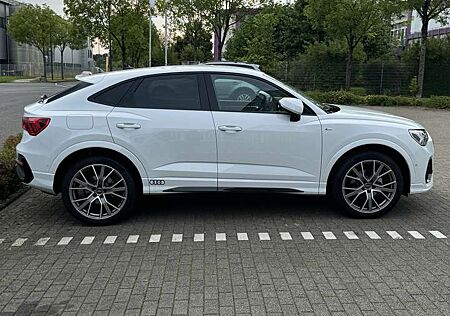 Audi Q3 35 TFSI S line