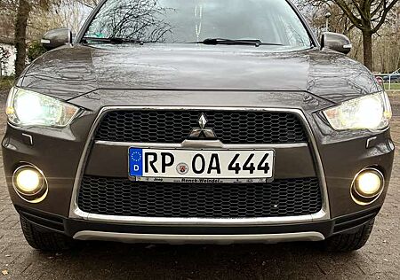 Mitsubishi Outlander 2.2 DI-D ClearTec 2WD Inform