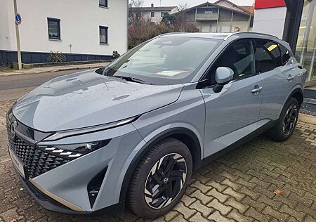 Nissan Qashqai 1.3 DIG-T Autom. N-Connecta Winterpak