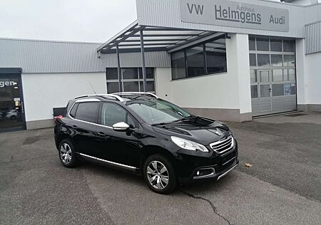 Peugeot 2008 Allure NAVI SHZ PDC GRA