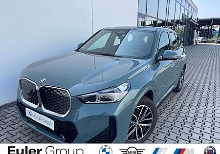 BMW iX1 xDrive30 M Sport 18'' AHK H/K HUD PA+ Memory ad.M-