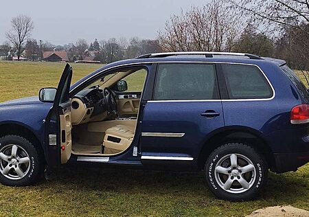 VW Touareg Volkswagen 3.0 V6 TDI DPF Automatik