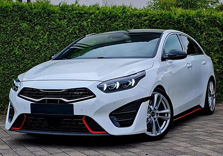 Kia Pro_ceed ProCeed / pro_cee'd GT Aut. White DeLuxe RARITÄT