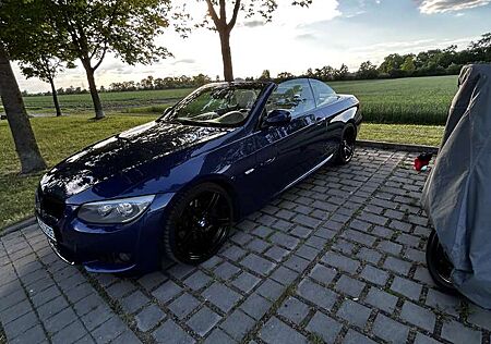 BMW 335i 335 E93 M-Paket DKG Getriebe Harman Kardon