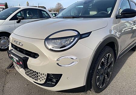 Fiat 600 Hybrid La Prima