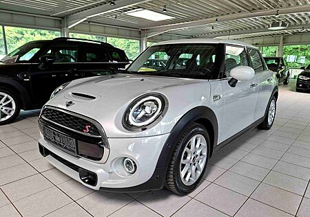 Mini Cooper S Autom. Navigation Sport-Leder-Sitze Sitzhzg 5 Tuer