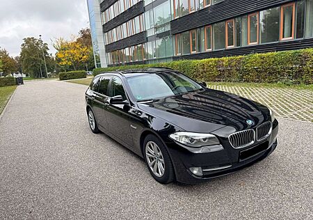 BMW 520d 520 5er Touring Diesel Touring Sport-Aut.