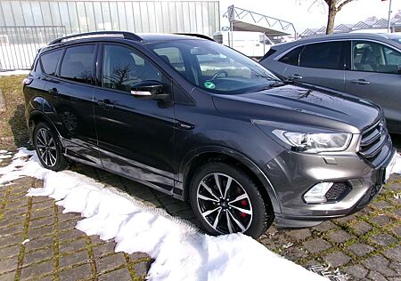 Ford Kuga ST-Line / AHK abnehmbar