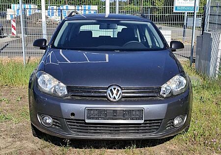 VW Golf Variant Volkswagen 1.6 TDI DPF Comfortline