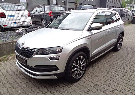 Skoda Karoq 2.0 TDI 4x4 DSG Scout, Kamera, Navi