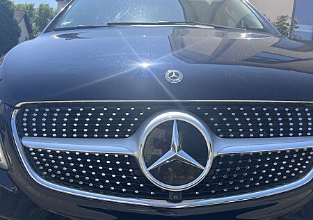 Mercedes-Benz V 300 d lang 9G-TRONIC Avantgarde Edition 19 AMG line