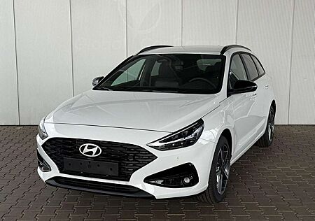 Hyundai i30 Comfort 1.5 DPI / Sitz + Lenkradheizung / LED / Na